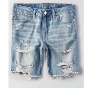 American Eagle Outfitters Bermuda Shorts Women Size 2
